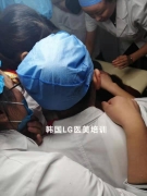 ���պ�ʽ�����ѧУ���� ΢������ѵ